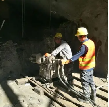 松山湖管委会水下抗分散灌浆料特点 水下不分散注浆料介绍